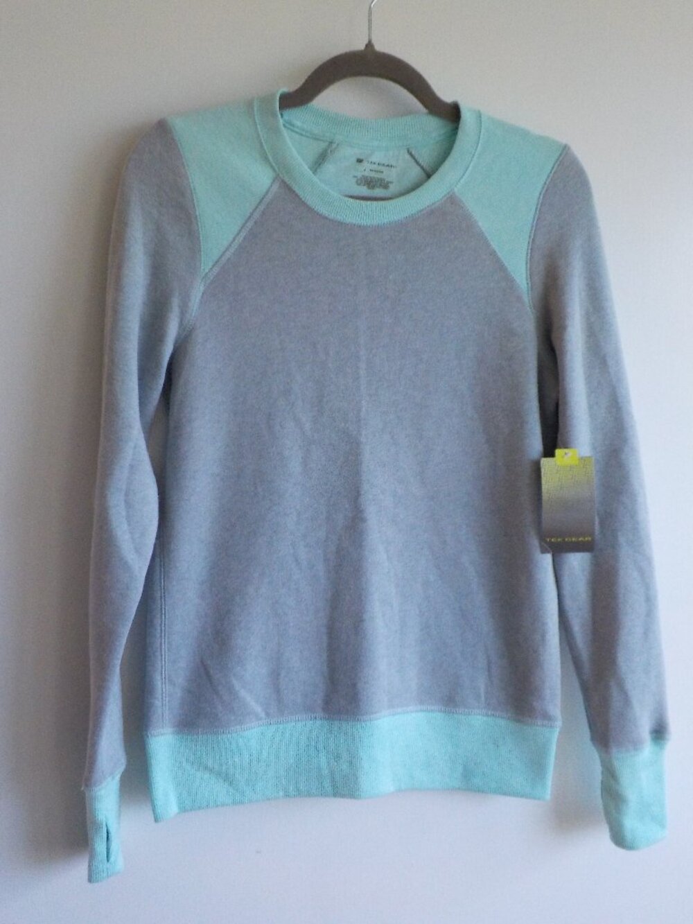 Tek Gear Crew Sweatshirt - Small - NWT - Grey Green Long Sleeve (2398)